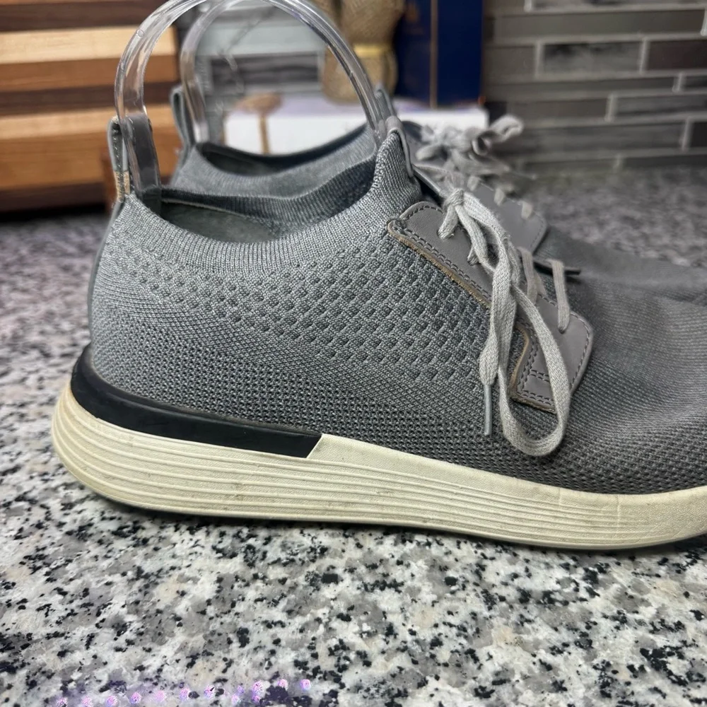 Wolf & Shepard | Unisex Men's or Women's SwiftKnit™ Derby Casual Sneakers